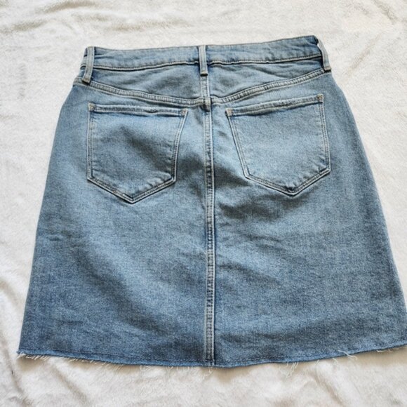 OLD NAVY High Waist Light Washed Semi Distressed High Low Jean Skirt Size 4 - Picture 2 of 5